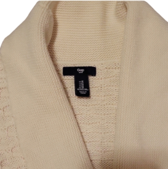 Women's Gap Cream Color Sweater - Picture 4 of 4